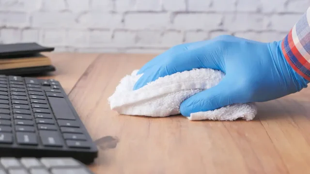 Hoe maak je je muismat schoon